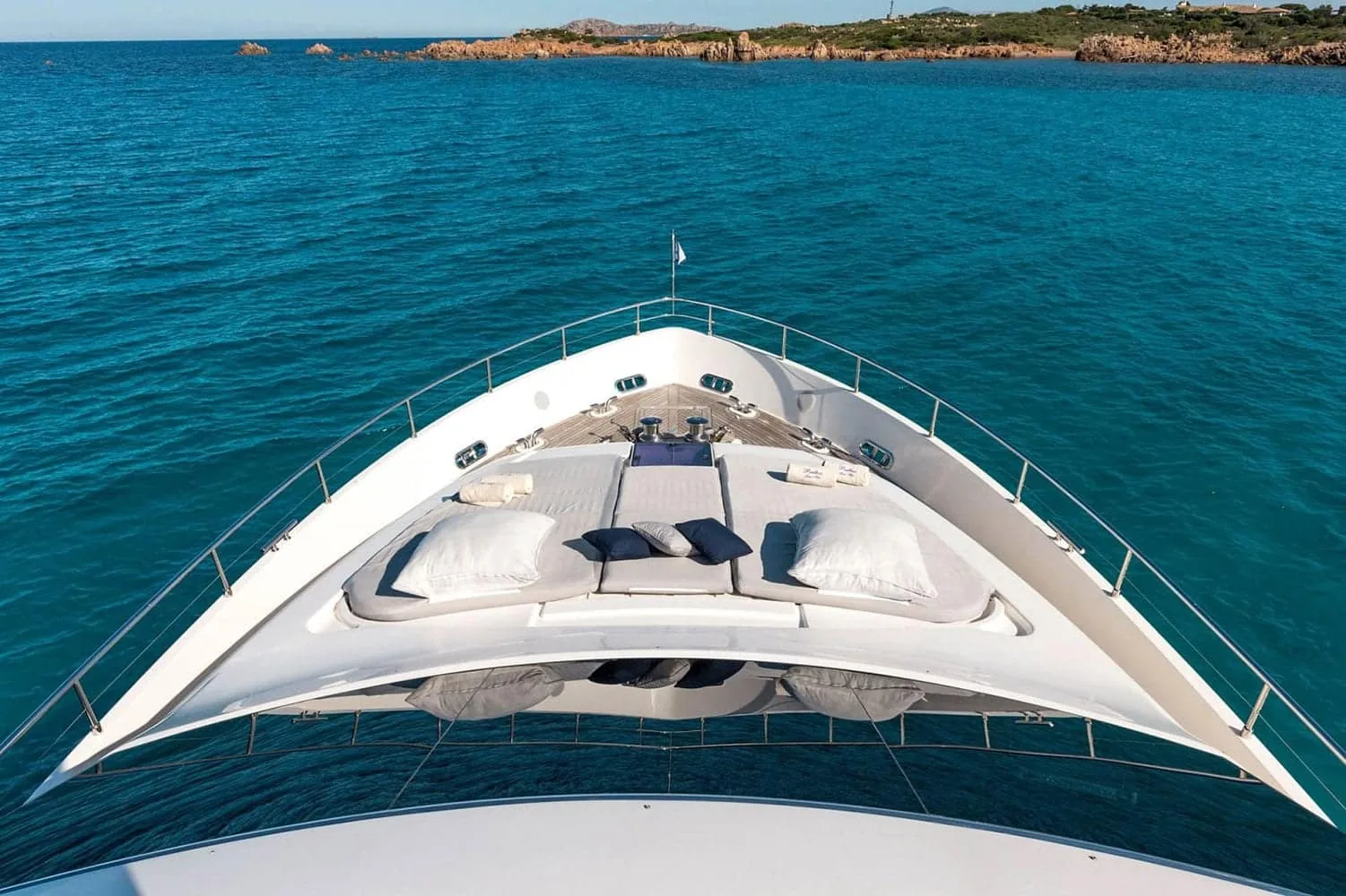 PORTHOS - photo 11 yacht charter Cannes
