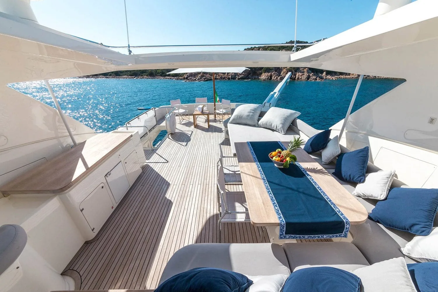 PORTHOS - photo 12 yacht charter Cannes