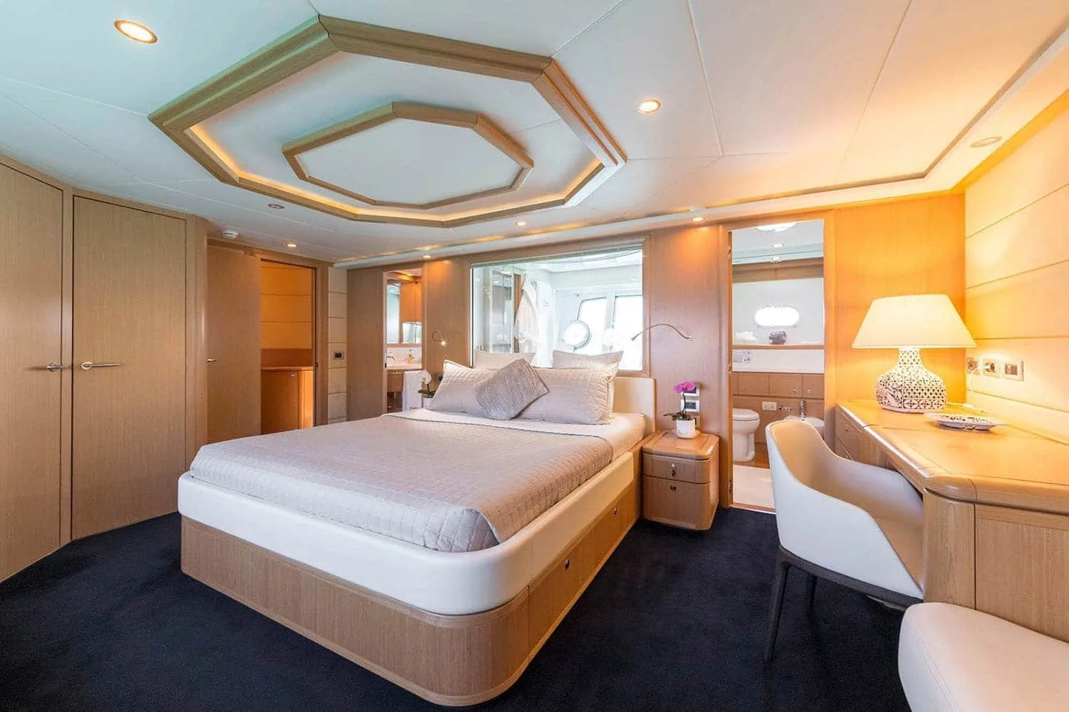 PORTHOS - photo 27 yacht charter Cannes