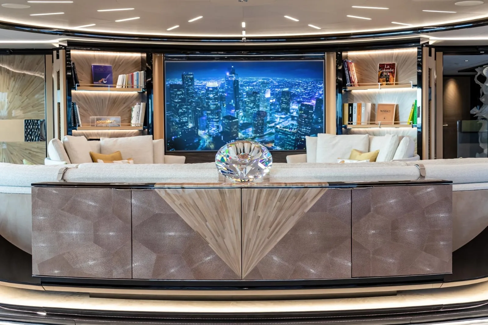PROJECT X - photo 32 yacht charter Cannes