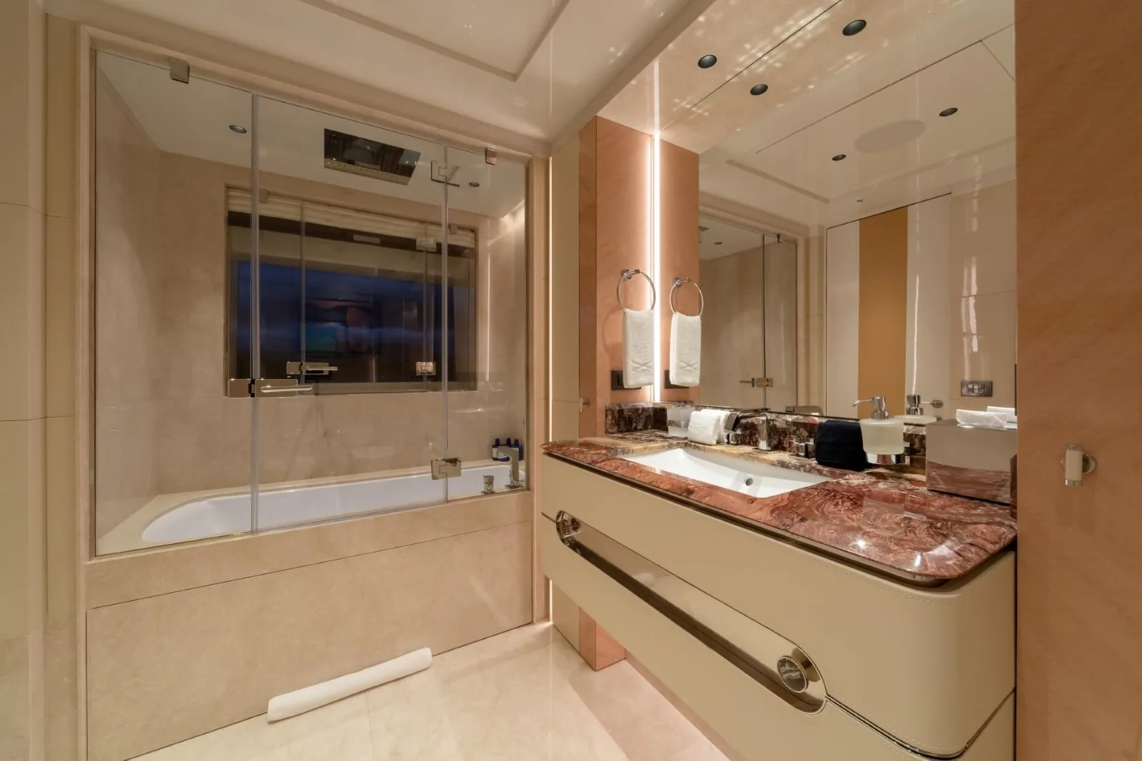 PROJECT X - photo 48 yacht charter Cannes