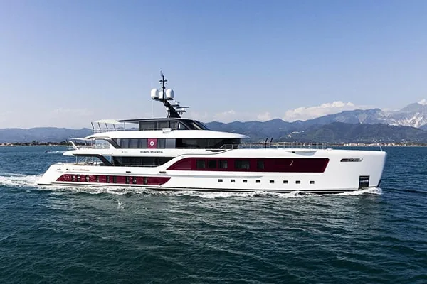 QUINTA ESSENTIA - yacht charter Cannes