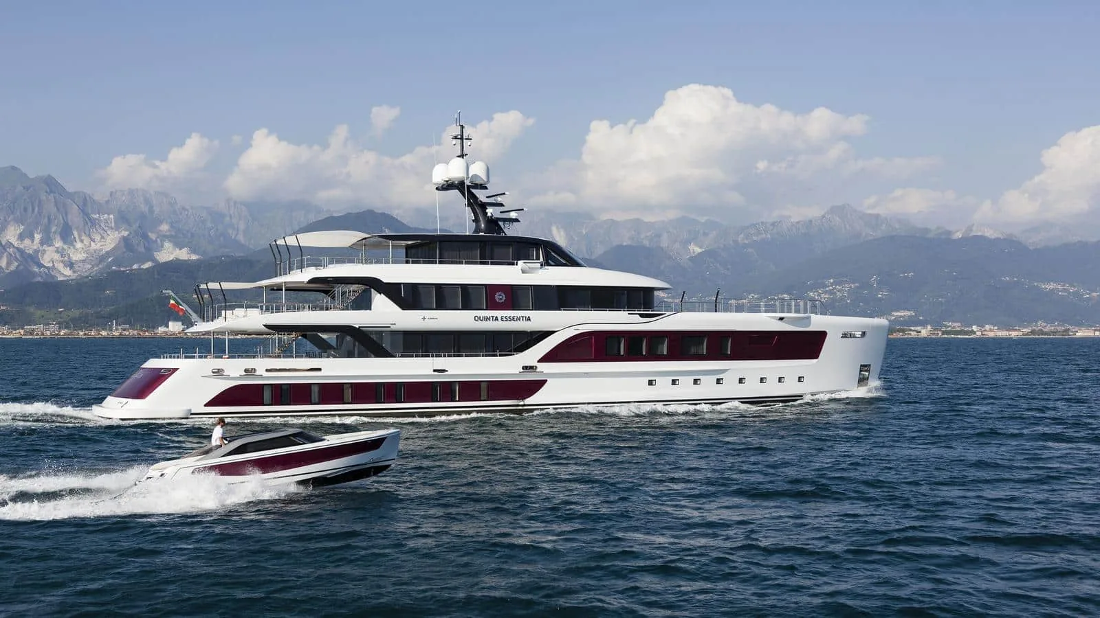 QUINTA ESSENTIA - photo 2 yacht charter Cannes