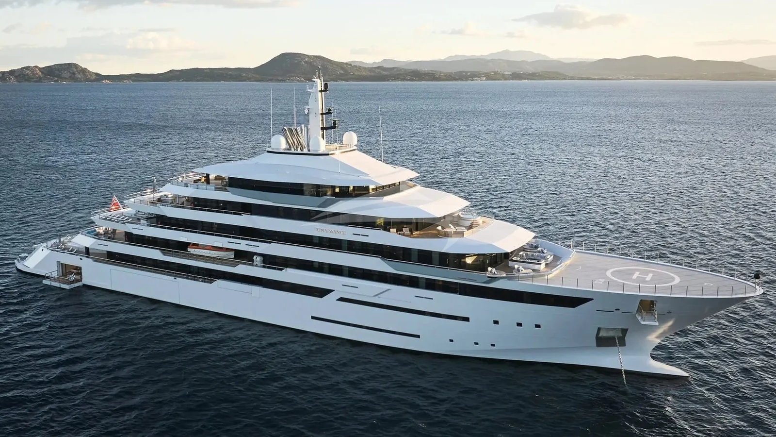 Renaissance, photo 2 location yacht Cannes