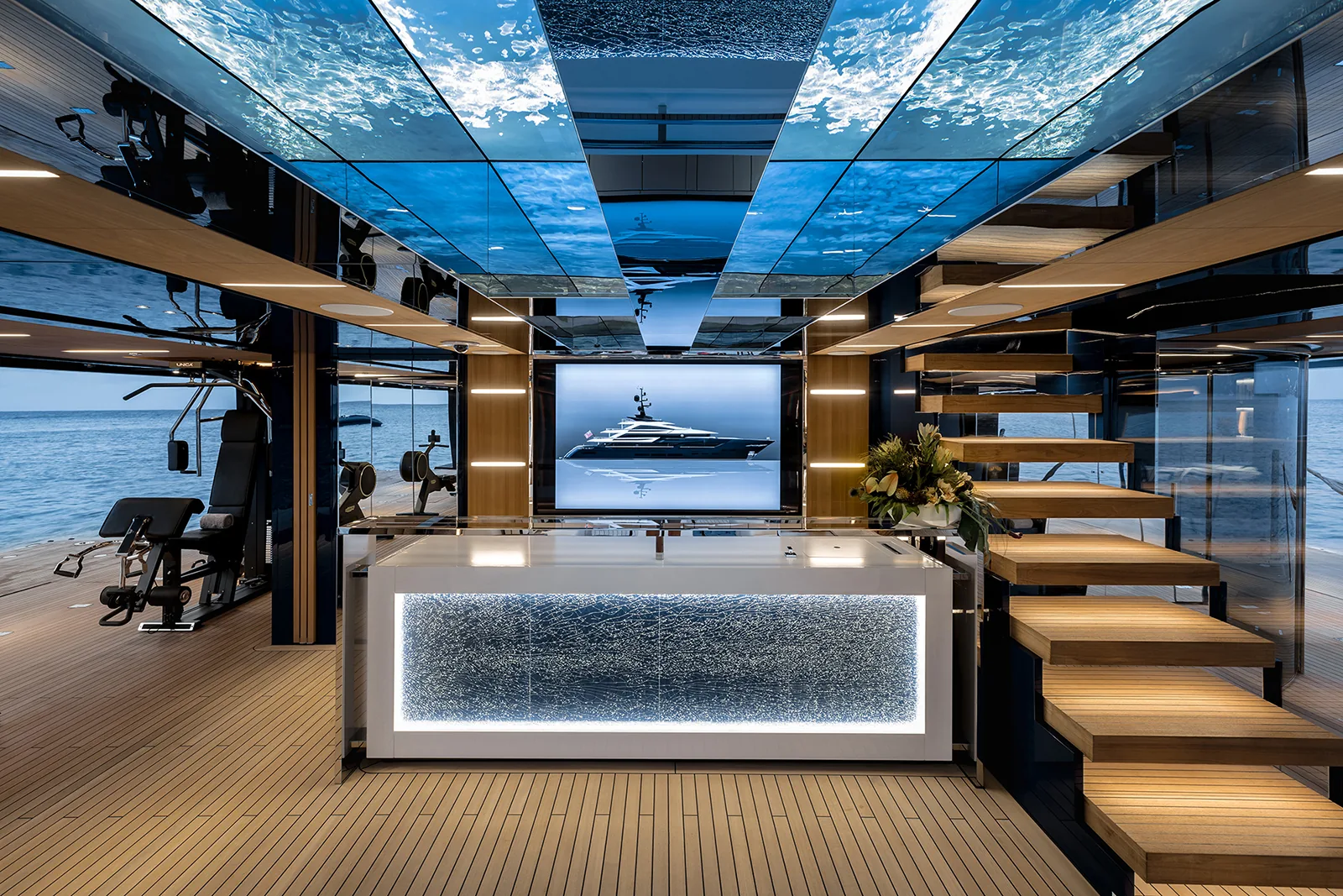 RESILIENCE - photo 15 yacht charter Cannes