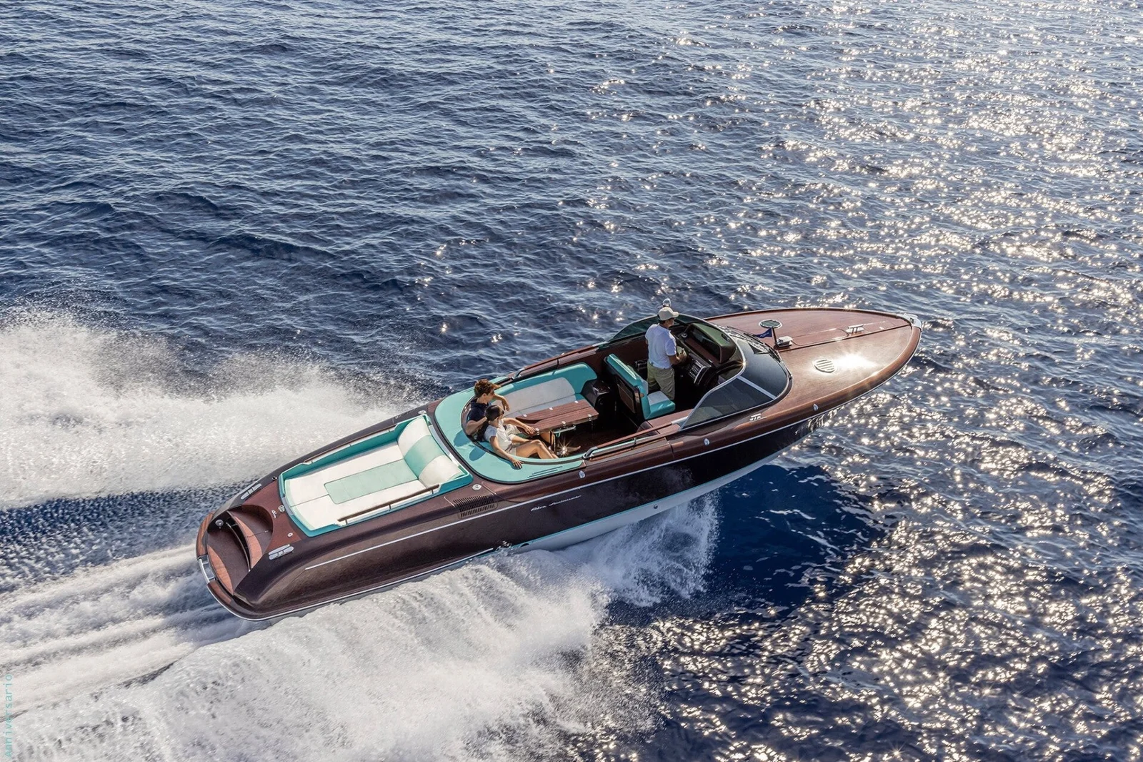Riva 33 Aquariva Super, photo 3 location yacht Cannes