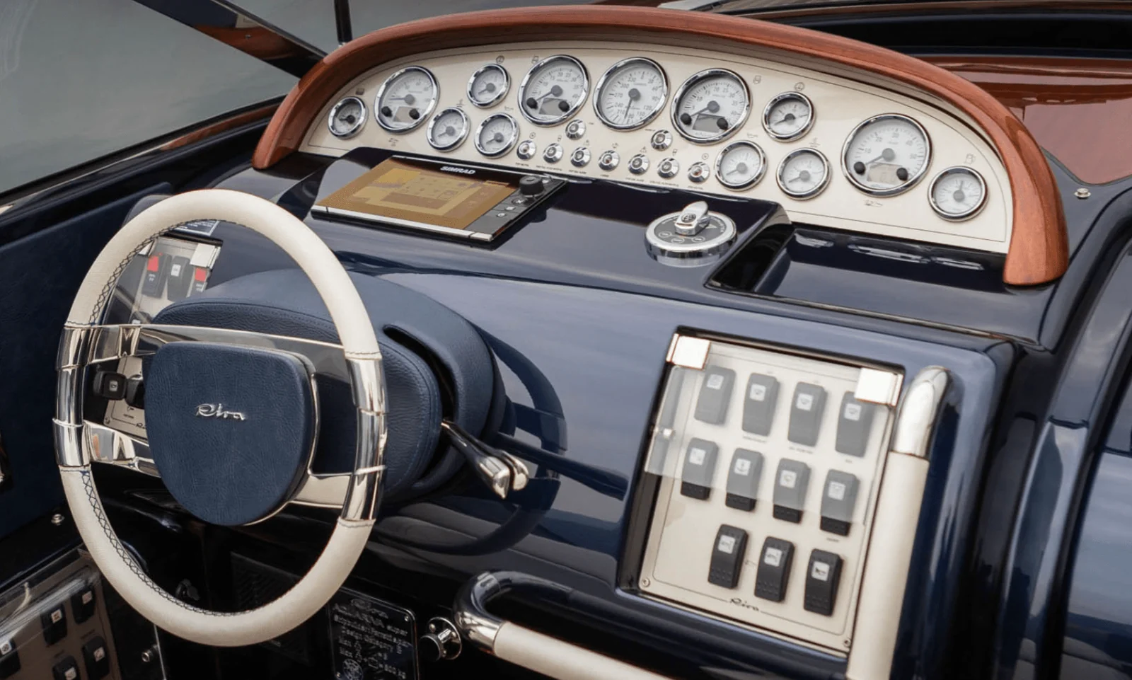 Riva 33 Aquariva Super, photo 6 location yacht Cannes