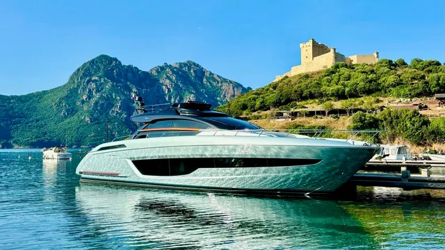 Riva 66 Ribelle, location yacht Cannes