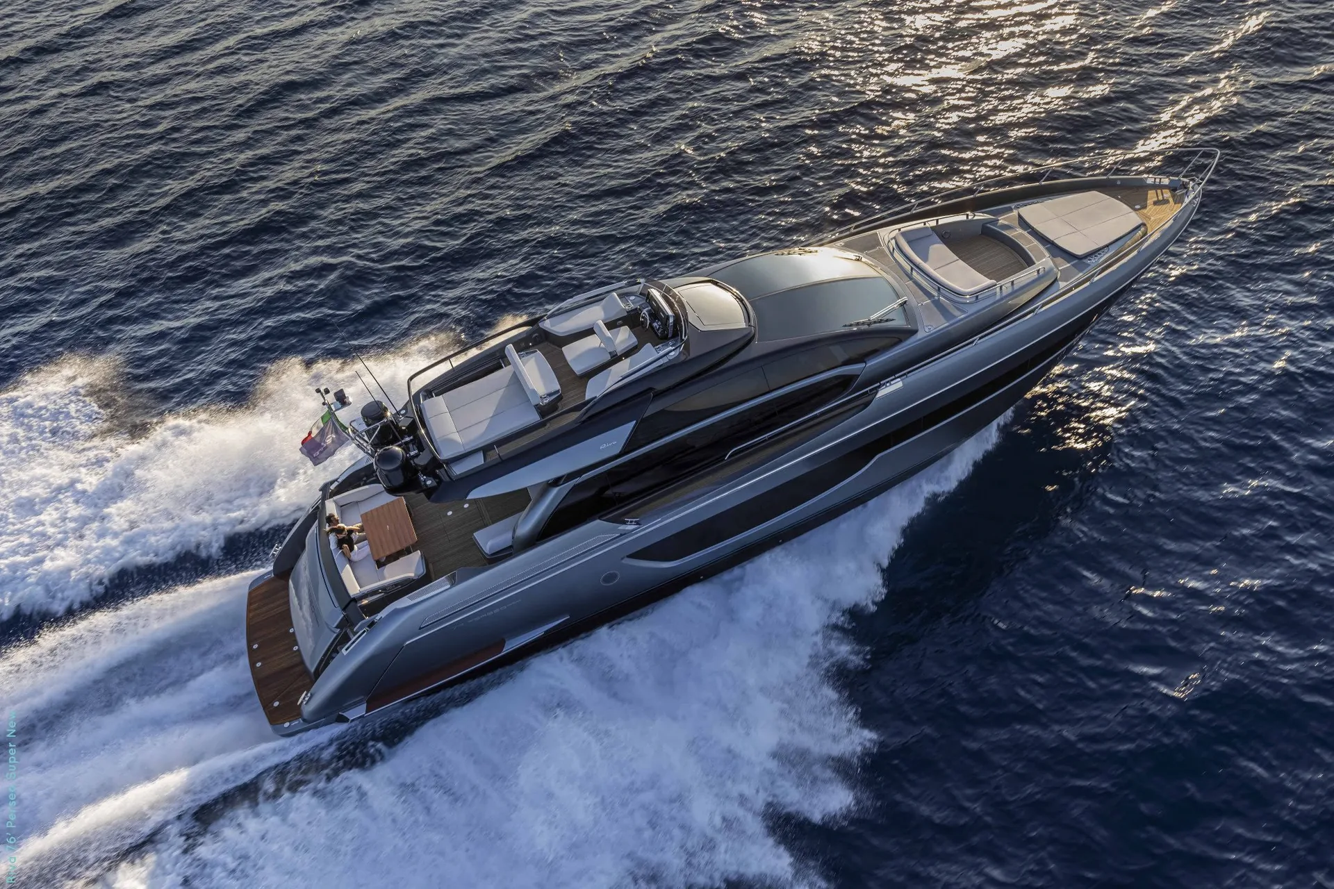 Riva 76 — location yacht Cannes