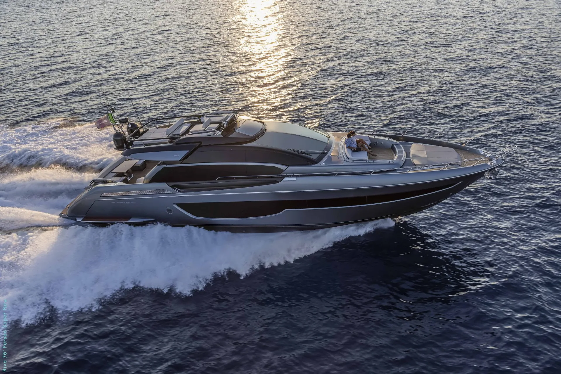 Riva 76 — photo 3 location yacht Cannes