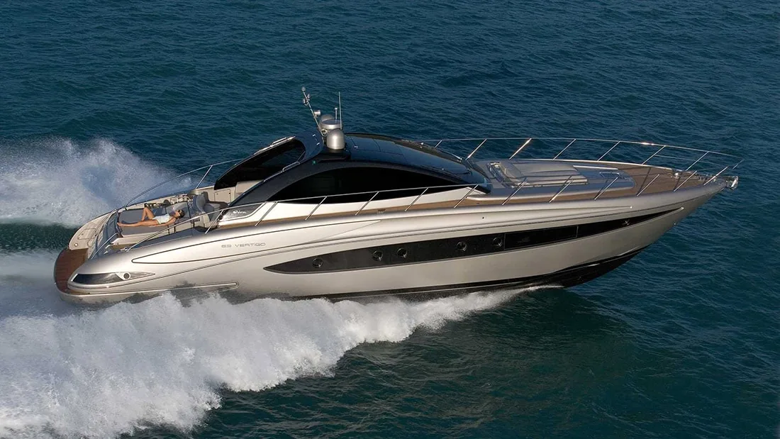 RIVA VERTIGO 63 - photo 2 yacht charter Cannes