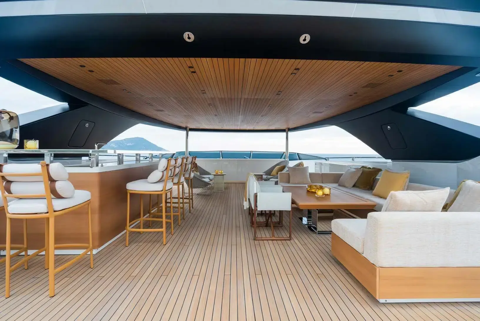 RMF - photo 12 yacht charter Cannes