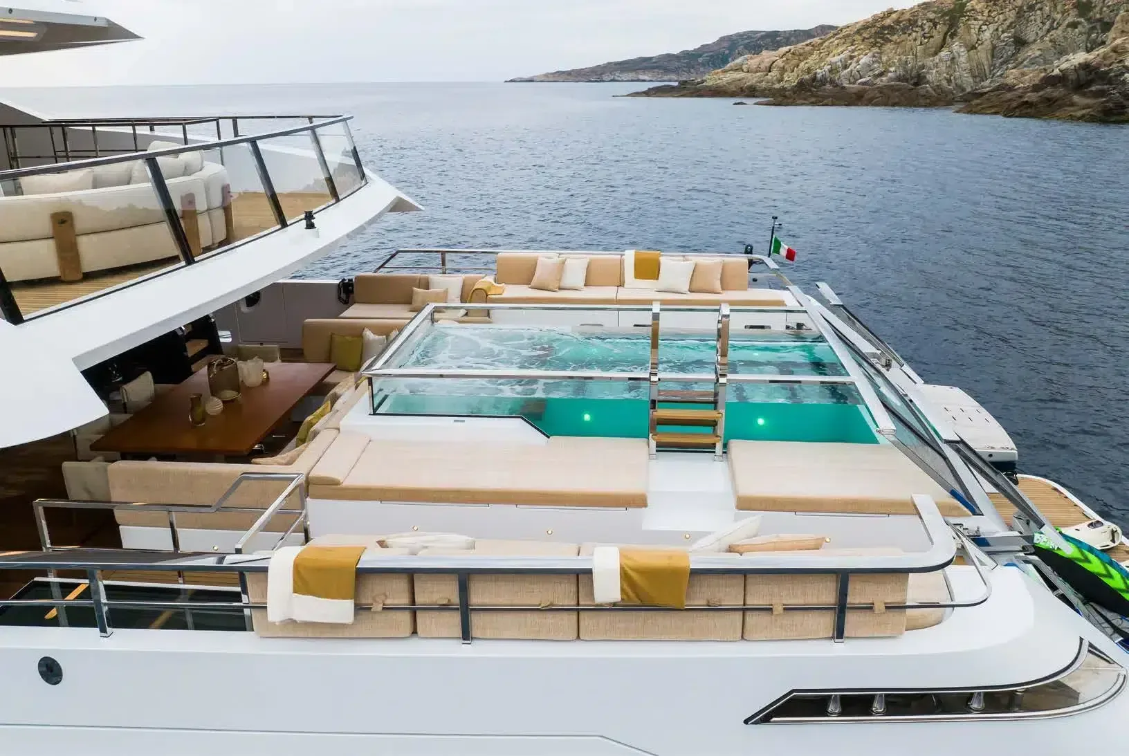 RMF - photo 17 yacht charter Cannes