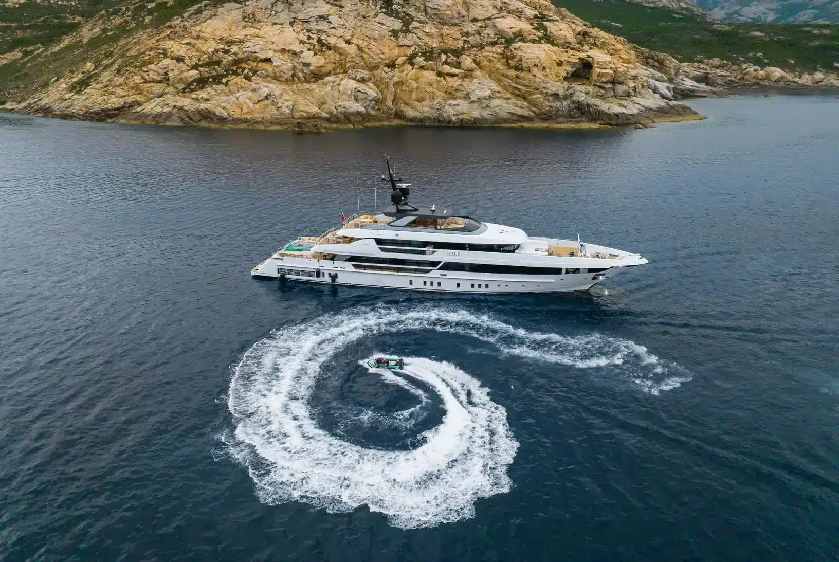 RMF - photo 31 yacht charter Cannes