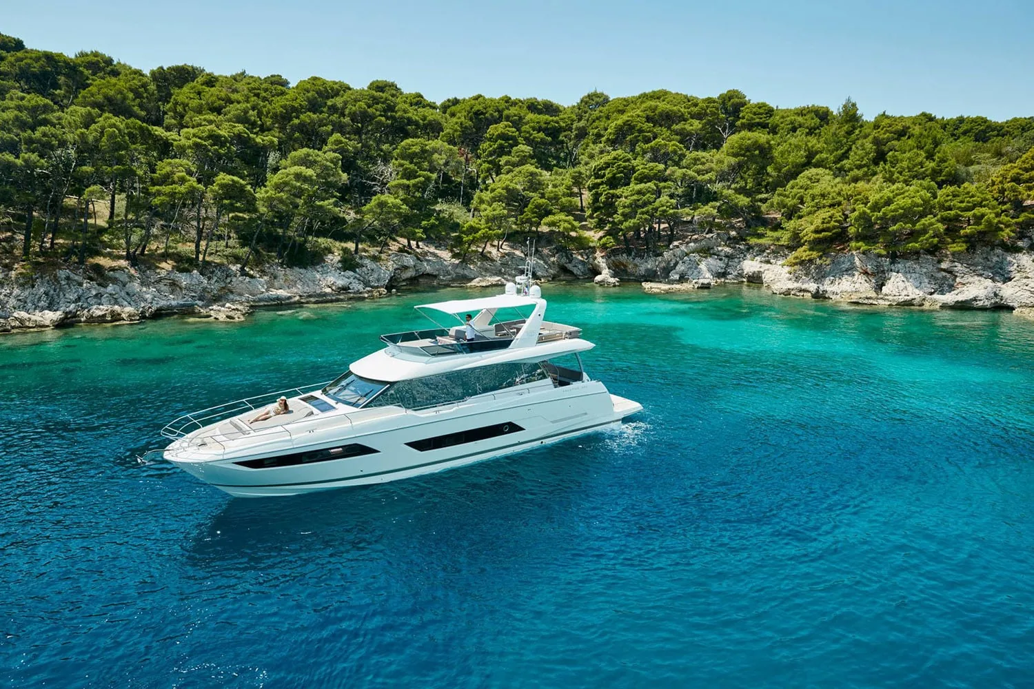 ROMY ONE - photo 2 yacht charter Cannes