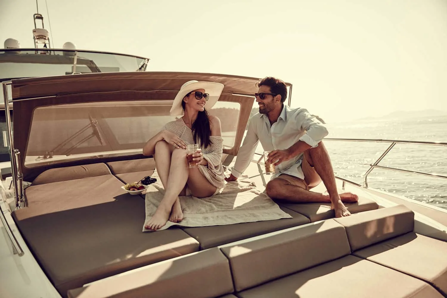 ROMY ONE - photo 17 yacht charter Cannes