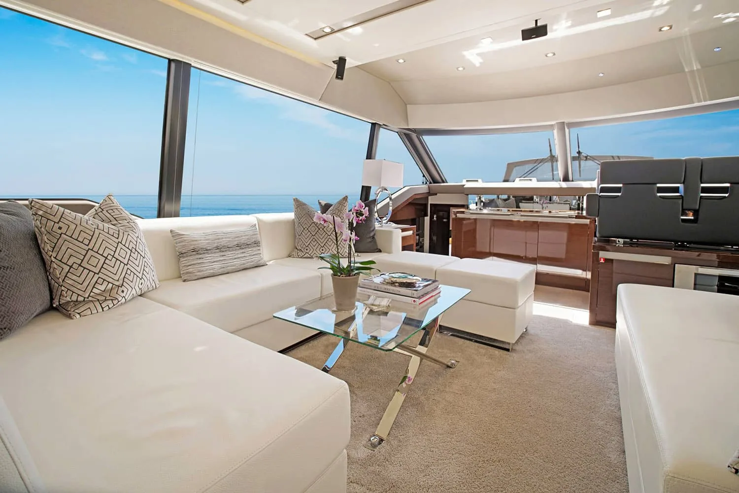 ROMY ONE - photo 18 yacht charter Cannes