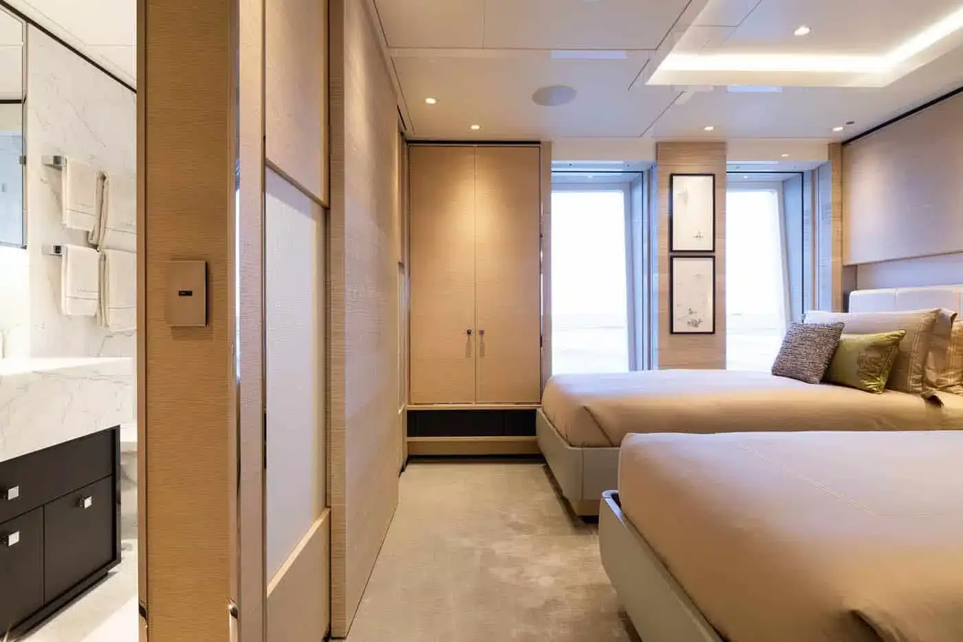 SAMURAI - photo 24 yacht charter Cannes