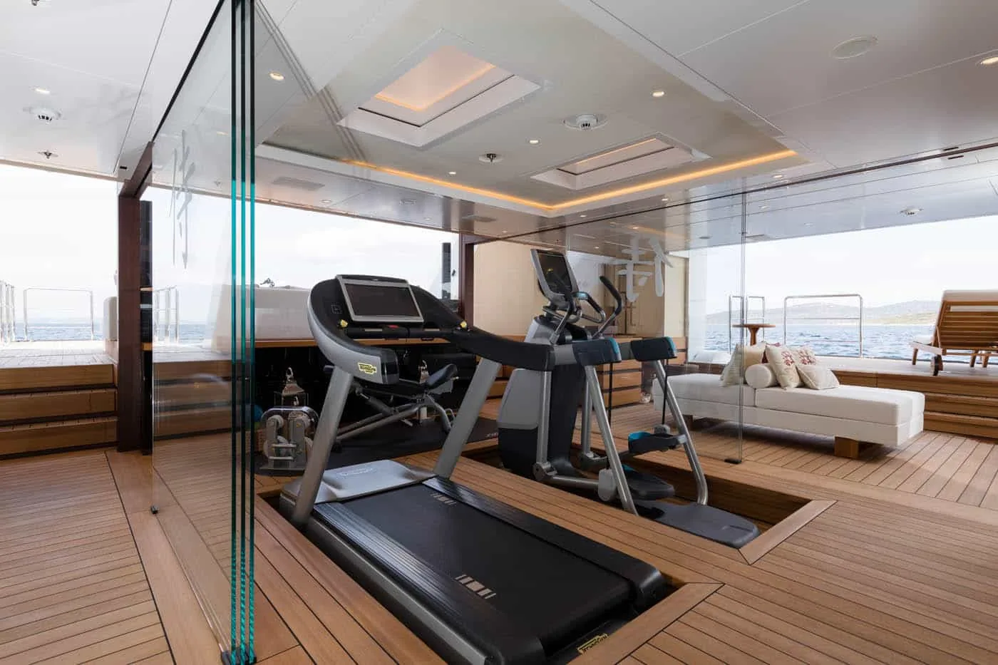 SAMURAI - photo 28 yacht charter Cannes