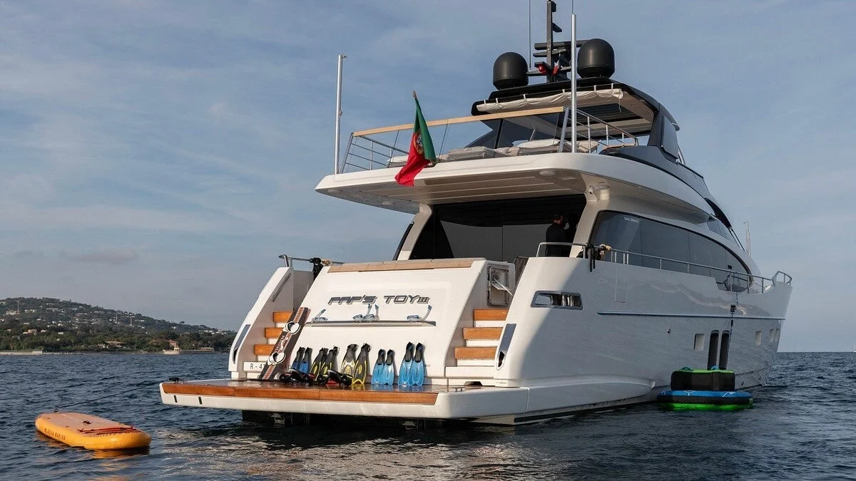 Sanlorenzo SL78, photo 3 location yacht Cannes