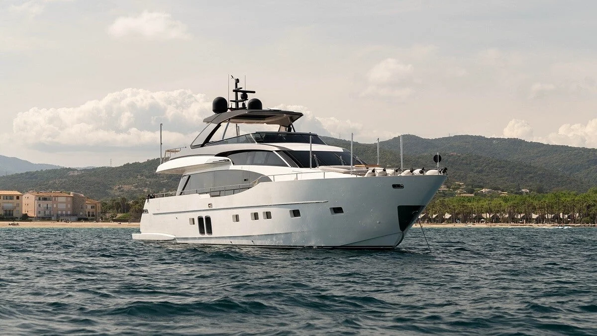 Sanlorenzo SL78, photo 4 location yacht Cannes