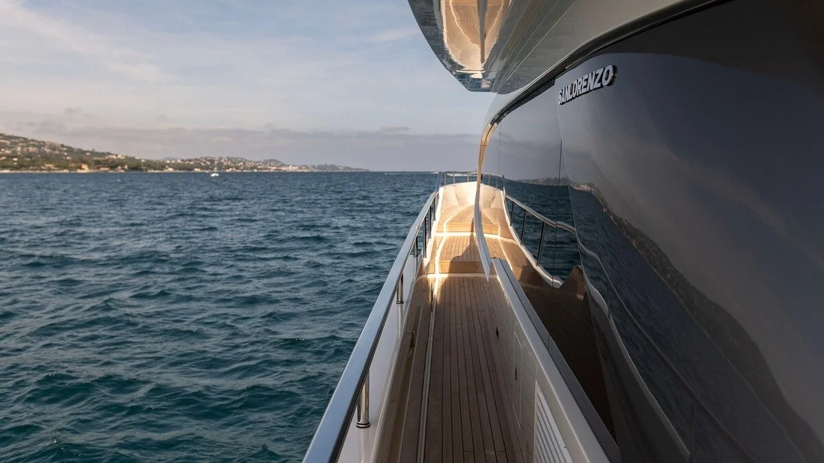 Sanlorenzo SL78, photo 5 location yacht Cannes