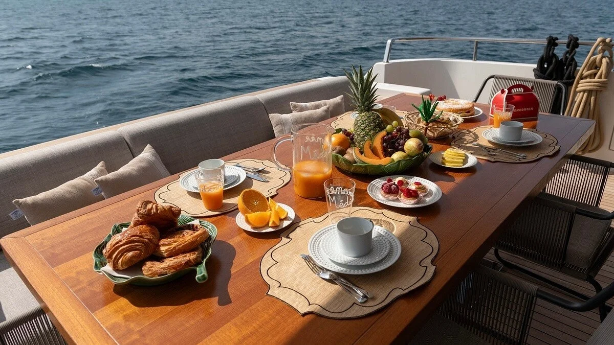 Sanlorenzo SL78, photo 6 location yacht Cannes