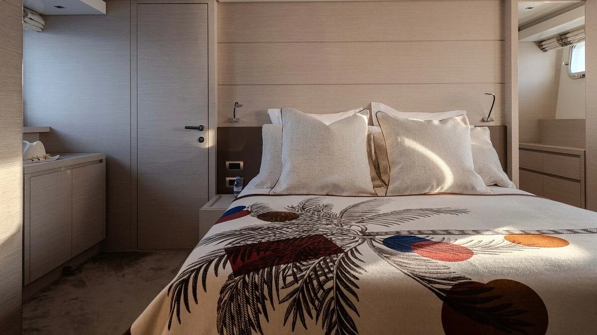 Sanlorenzo SL78, photo 9 location yacht Cannes