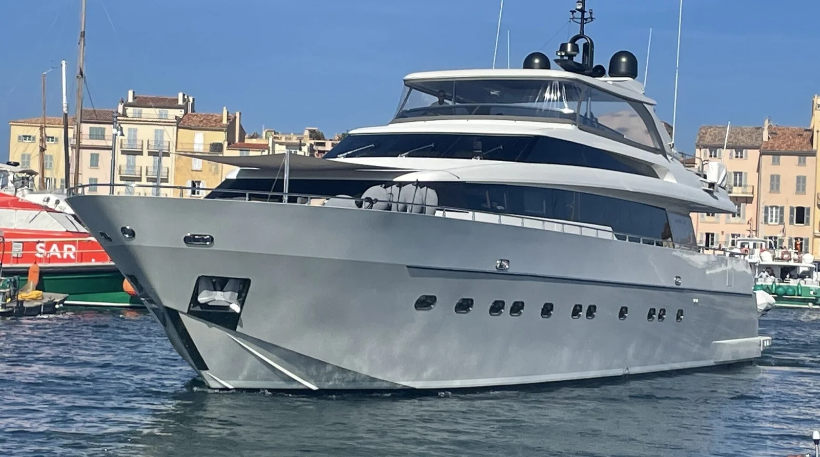 Sanlorenzo SL88, photo 5 location yacht Cannes