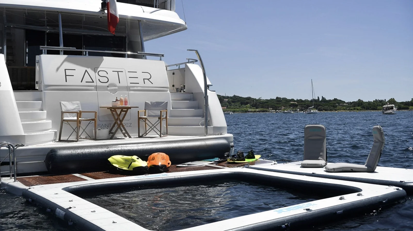 Sanlorenzo SL88, photo 11 location yacht Cannes