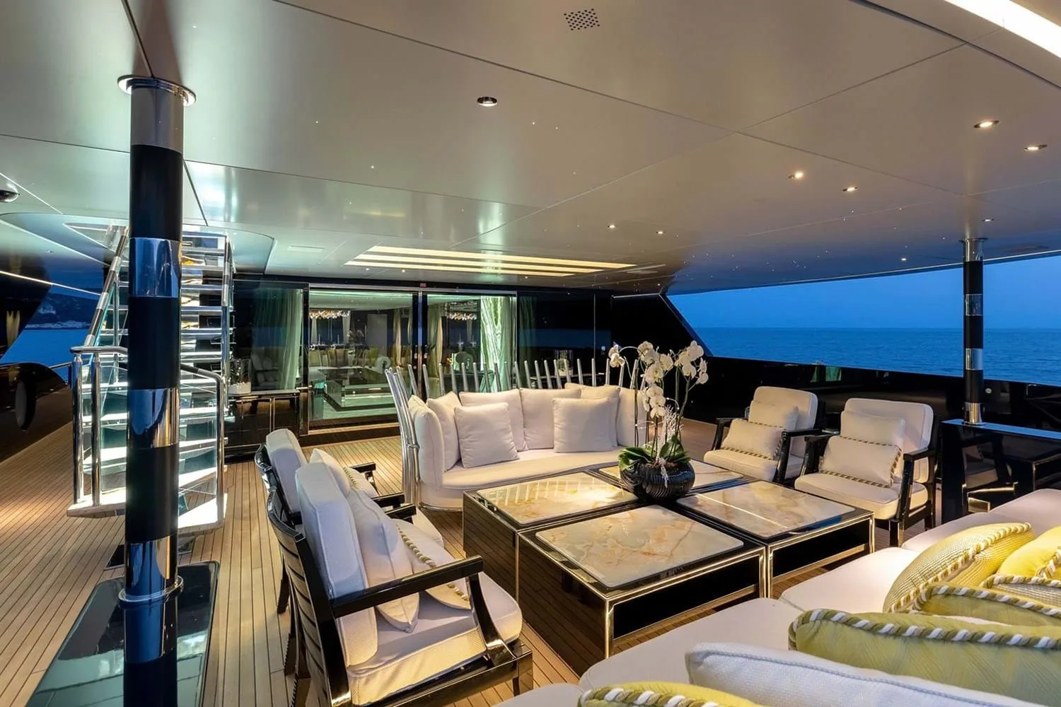 SARASTAR - photo 2 yacht charter Cannes