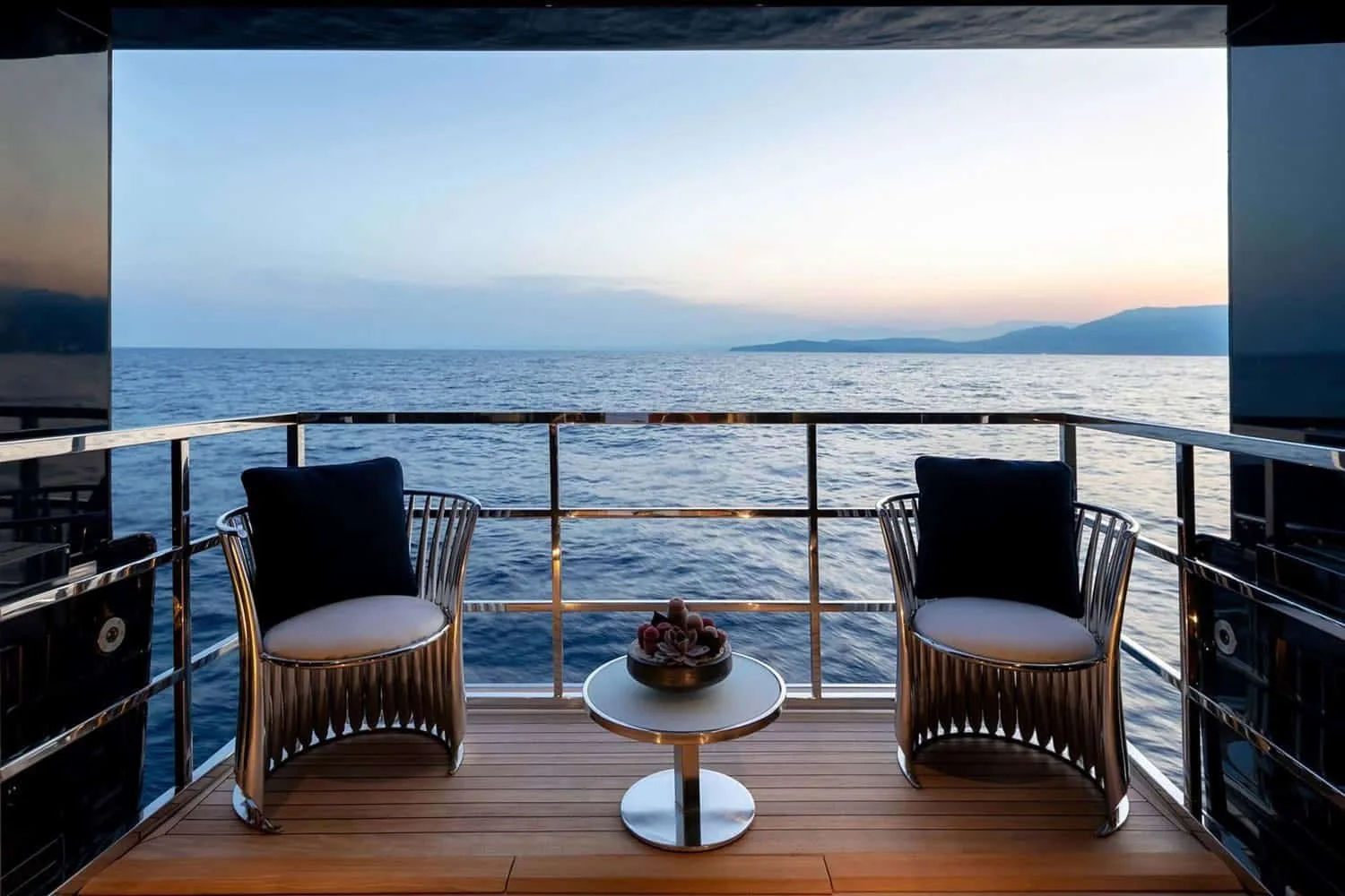 SARASTAR - photo 12 yacht charter Cannes