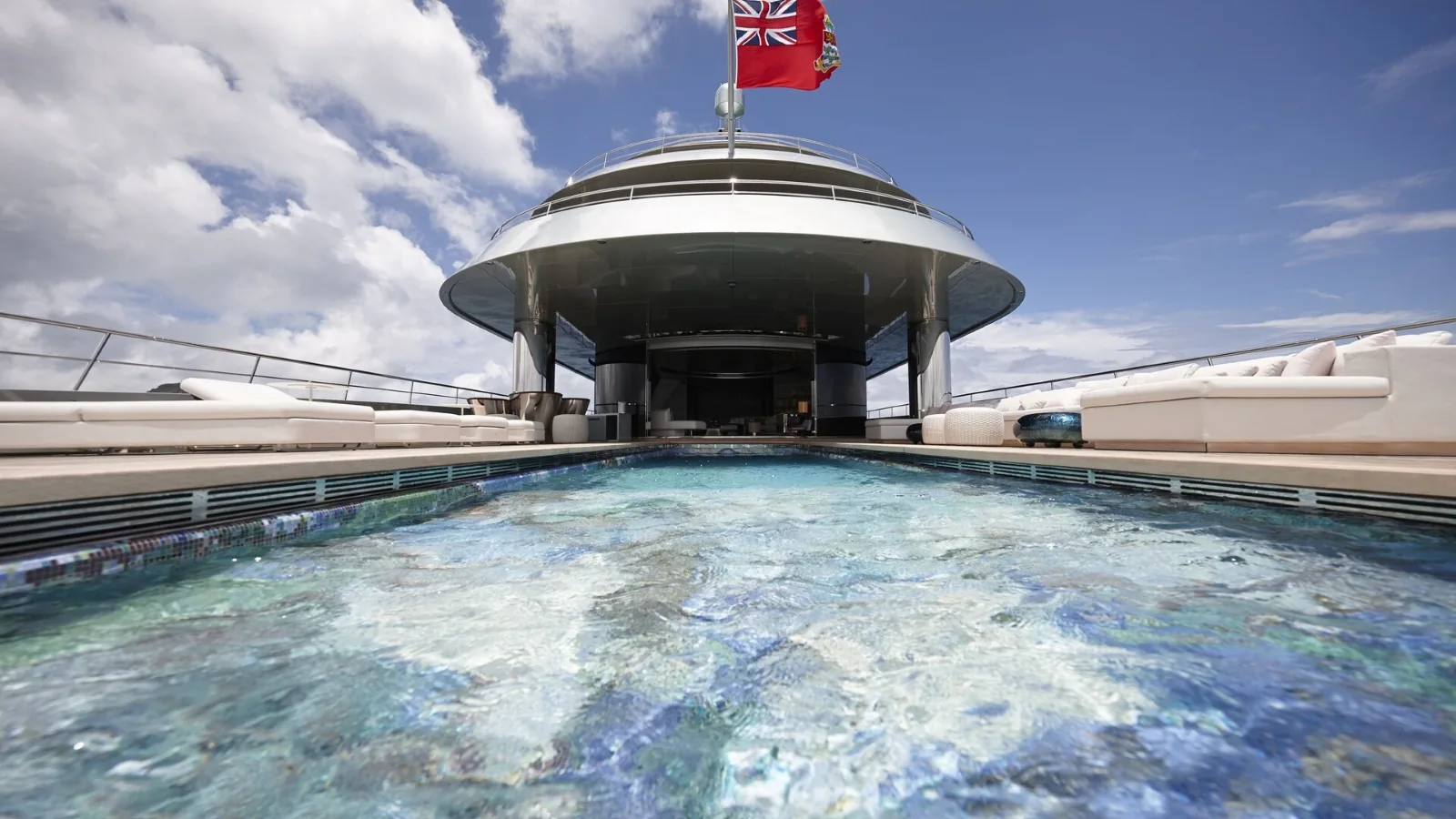 SAVANNAH - photo 10 yacht charter Cannes