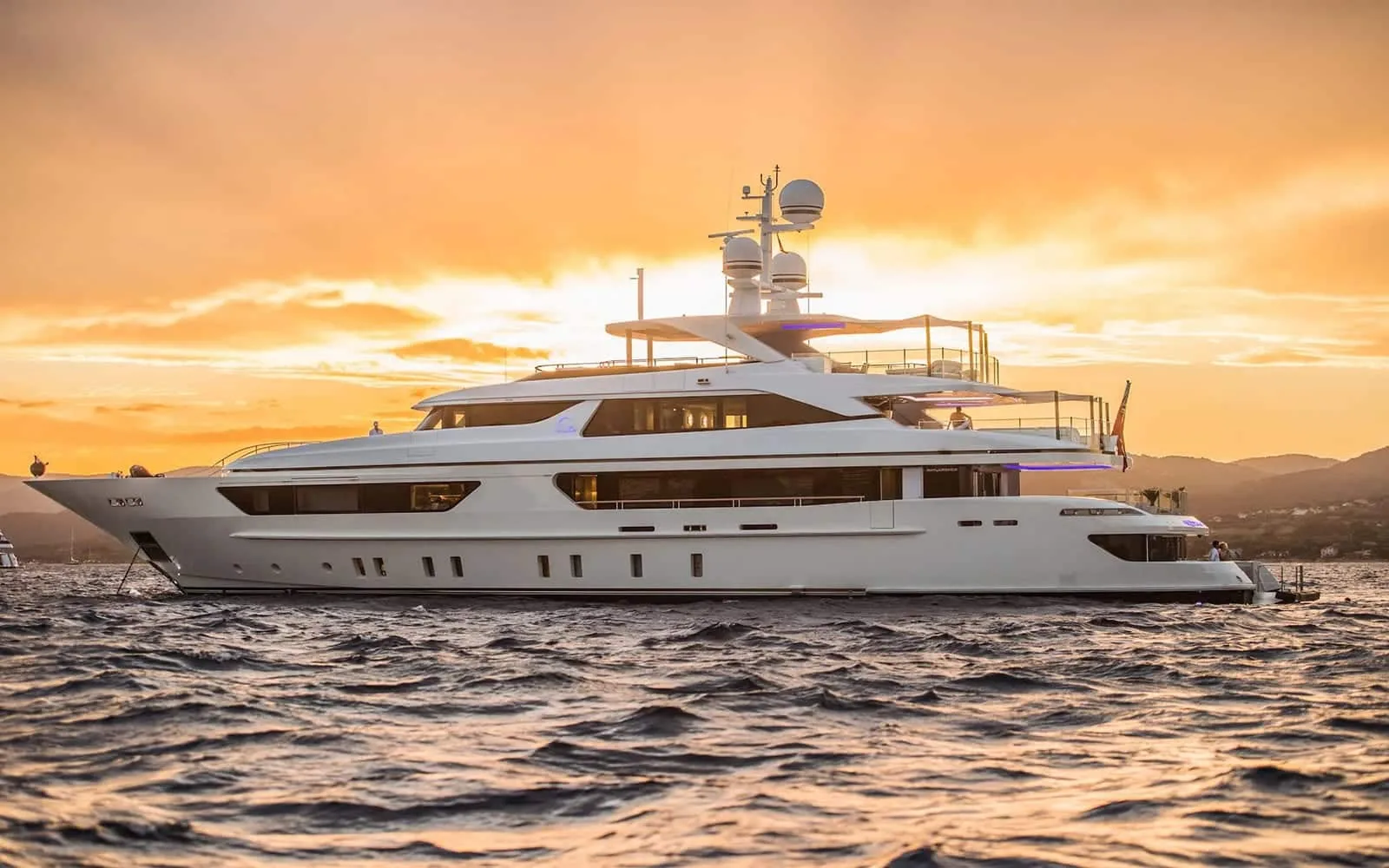 SCORPION - photo 2 yacht charter Cannes