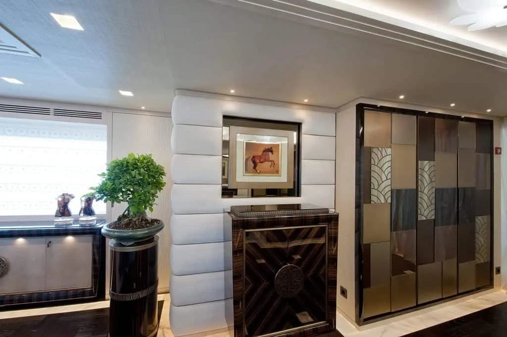 SCORPION - photo 14 yacht charter Cannes