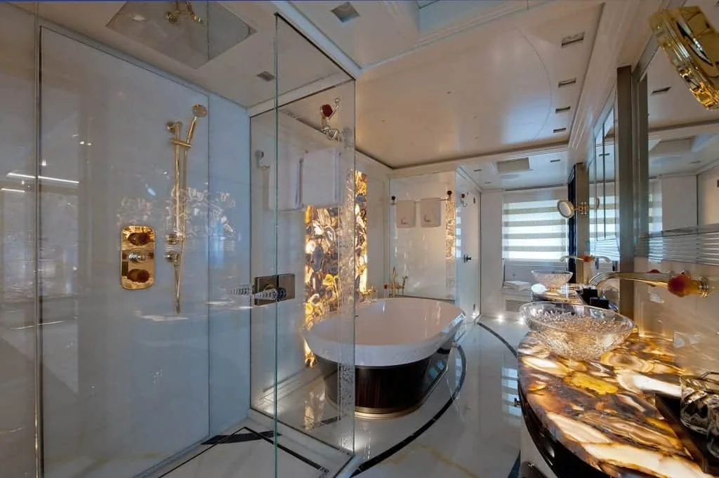 SCORPION - photo 19 yacht charter Cannes