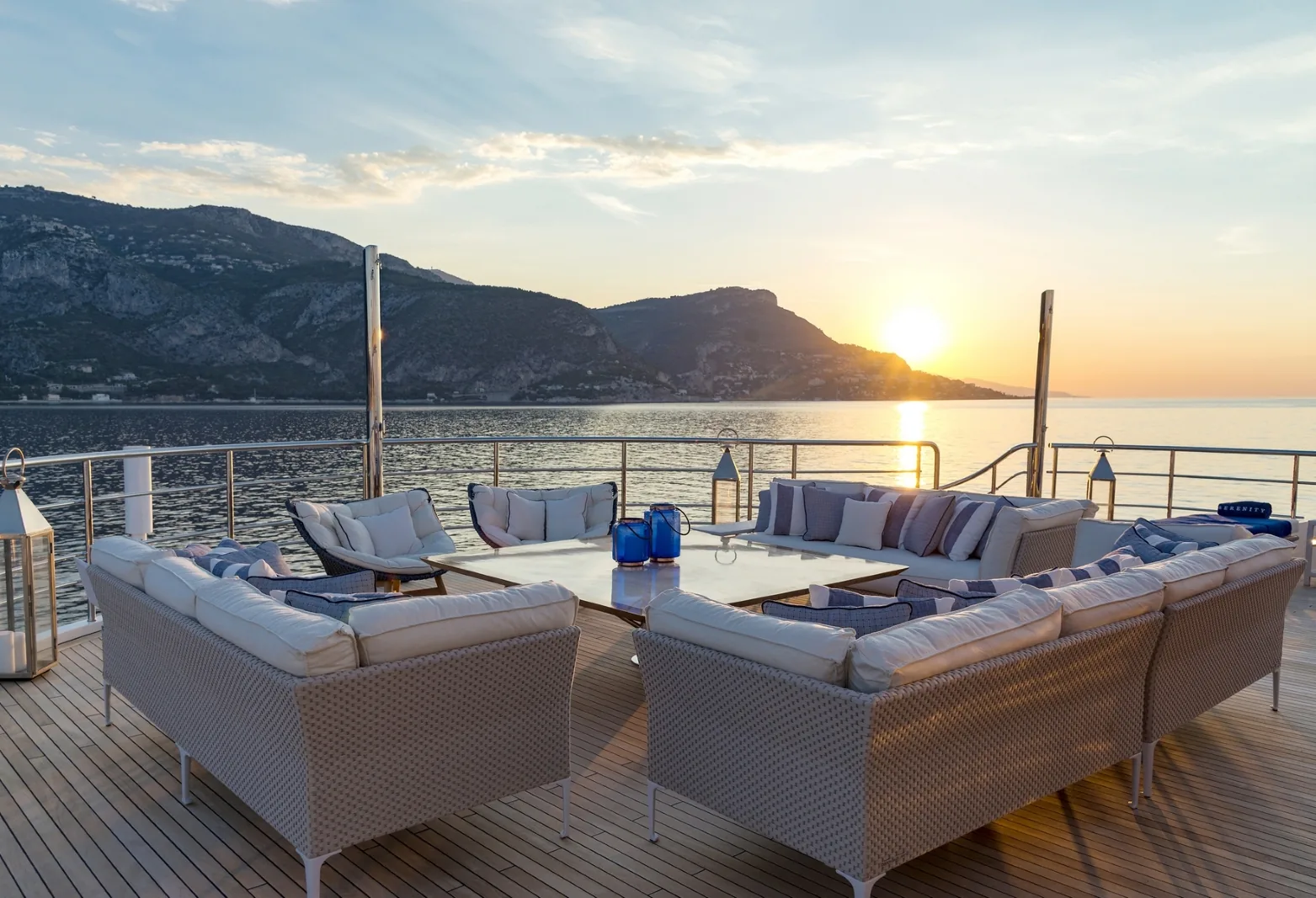 SERENITY - photo 10 yacht charter Cannes