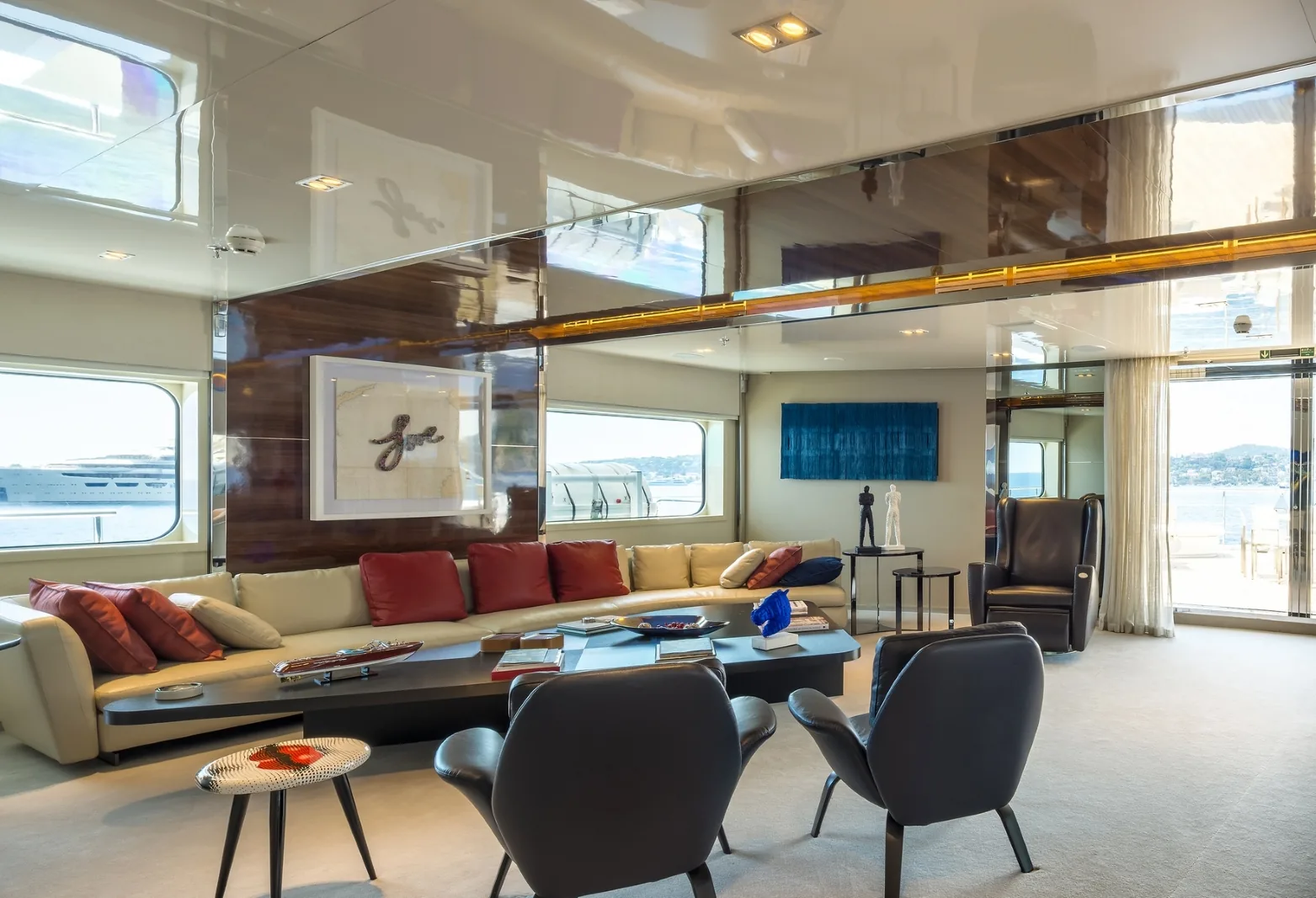 SERENITY - photo 13 yacht charter Cannes