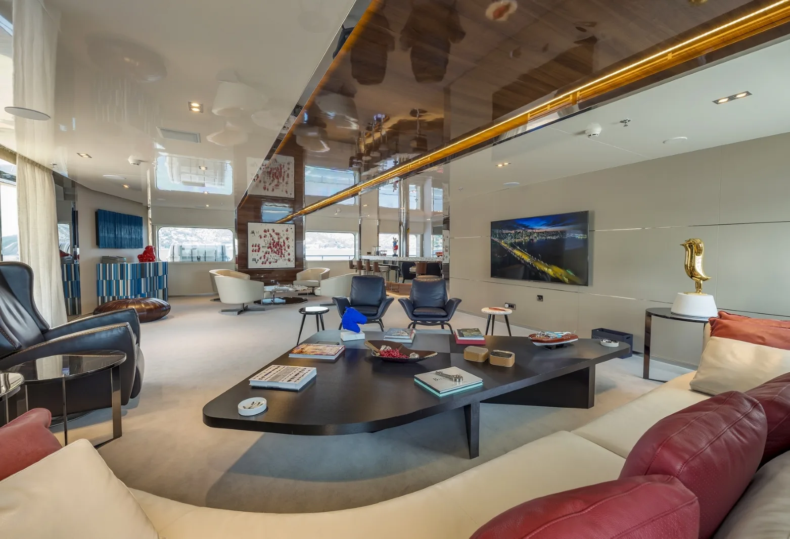 SERENITY - photo 14 yacht charter Cannes