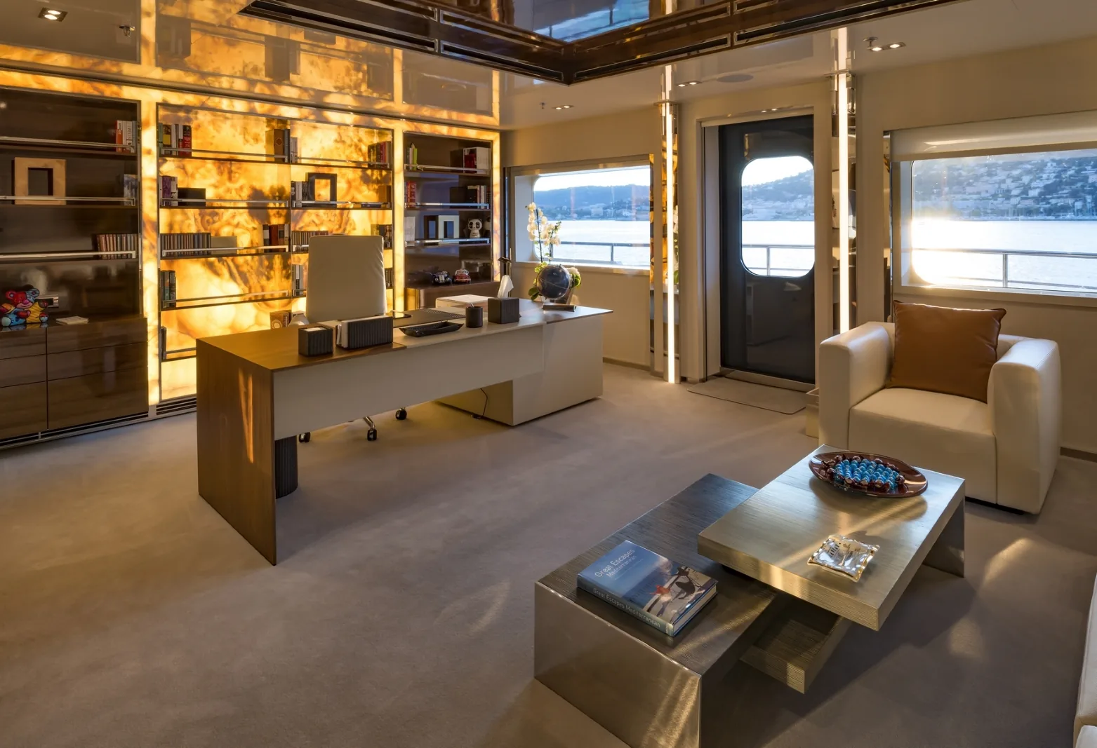 SERENITY - photo 17 yacht charter Cannes