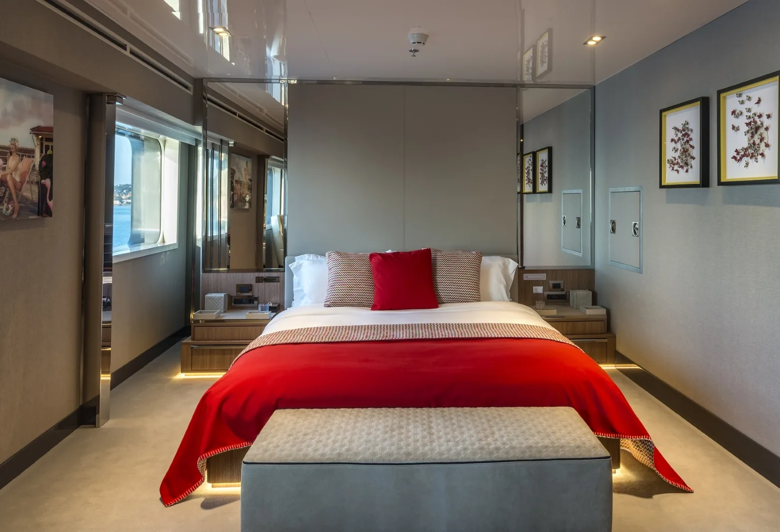 SERENITY - photo 24 yacht charter Cannes