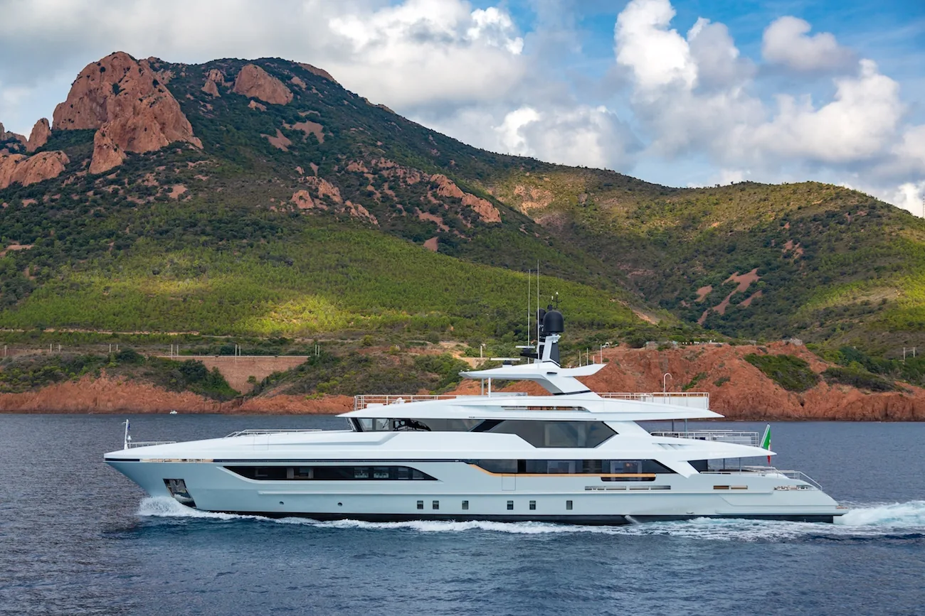 SILVER FOX - photo 4 yacht charter Cannes