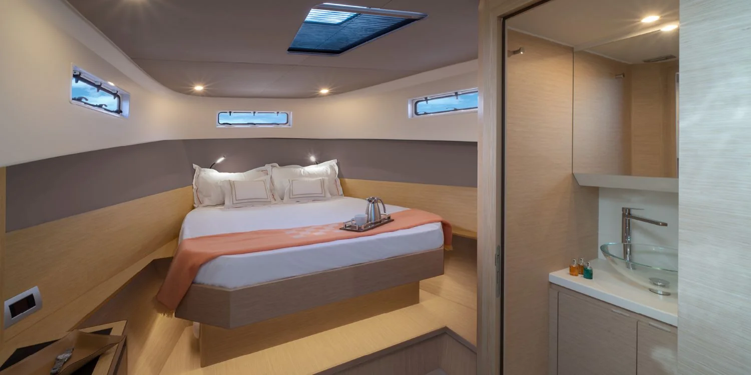 Solaris Power 40, photo 8 location yacht Cannes