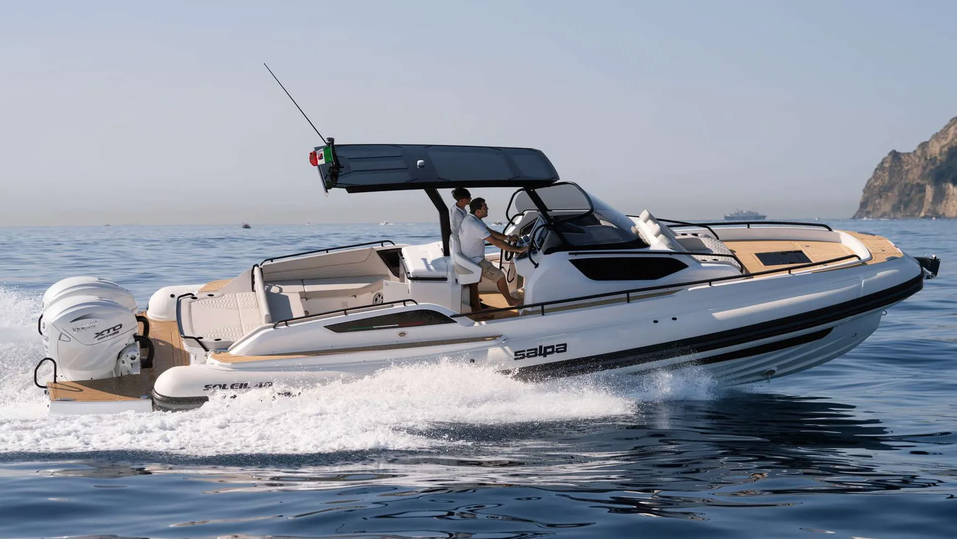 Soleil 40 — photo 3 location yacht Cannes