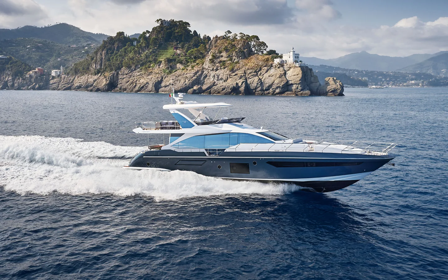 SOLSTICE - photo 4 yacht charter Cannes