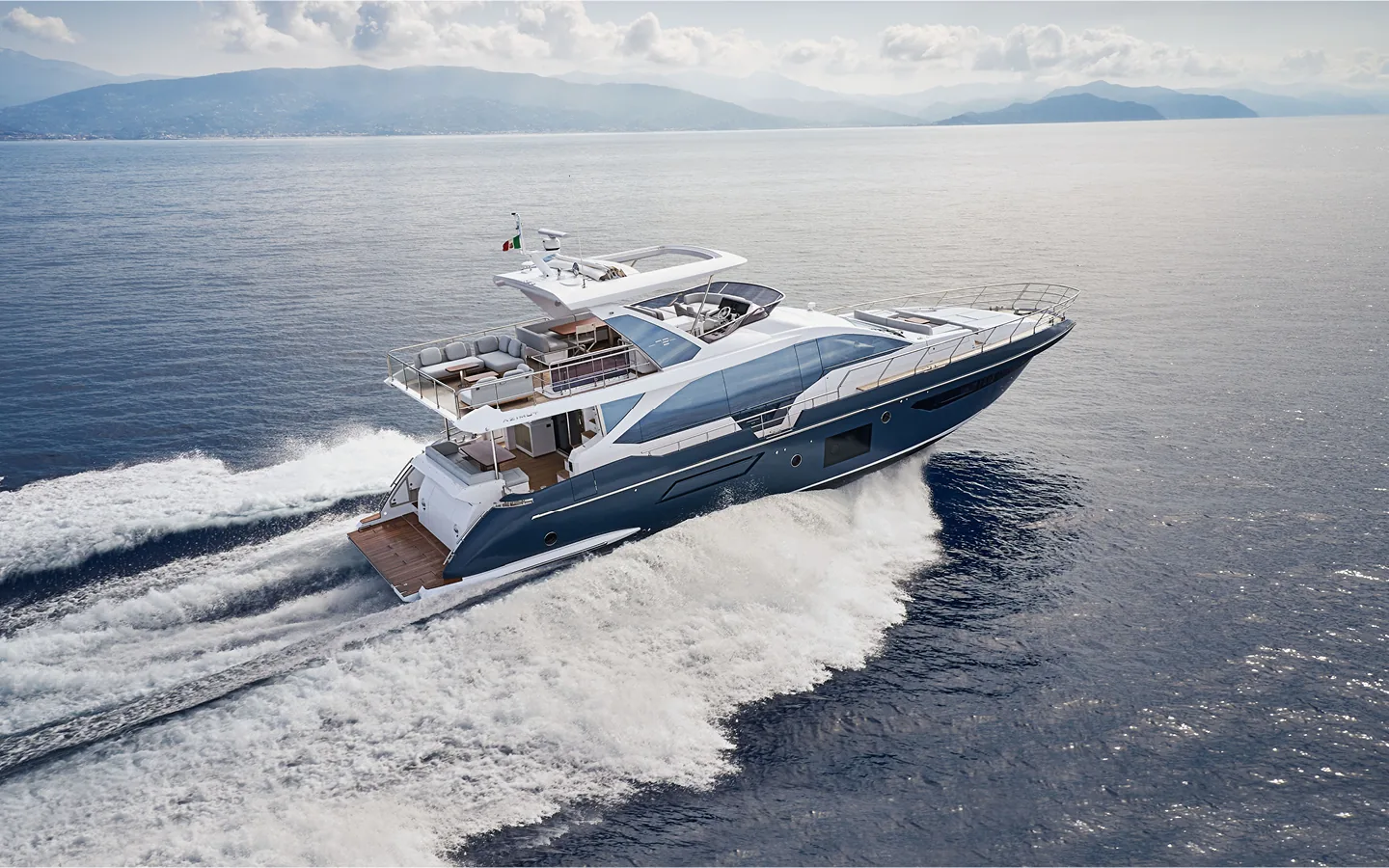 SOLSTICE - photo 5 yacht charter Cannes