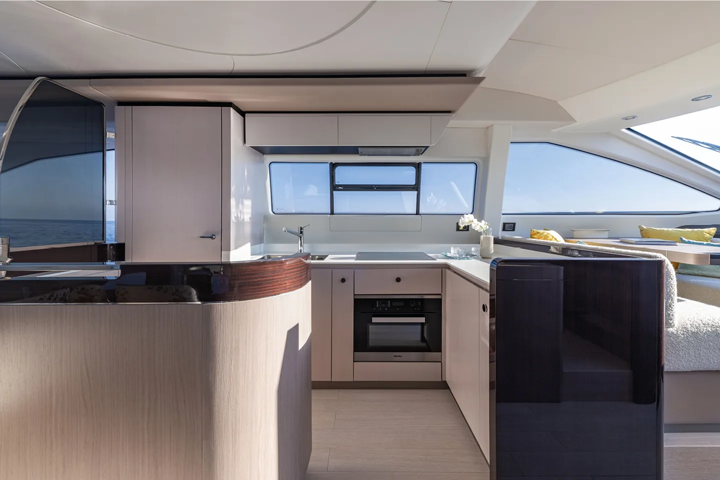 SOLSTICE - photo 26 yacht charter Cannes