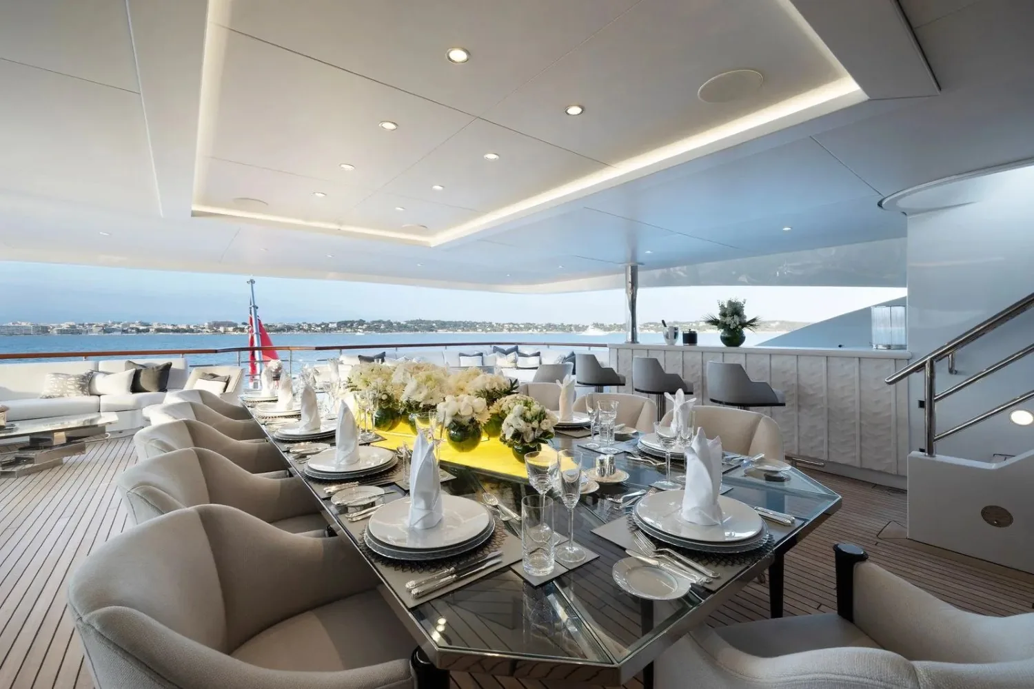 SOUNDWAVE - photo 26 yacht charter Cannes