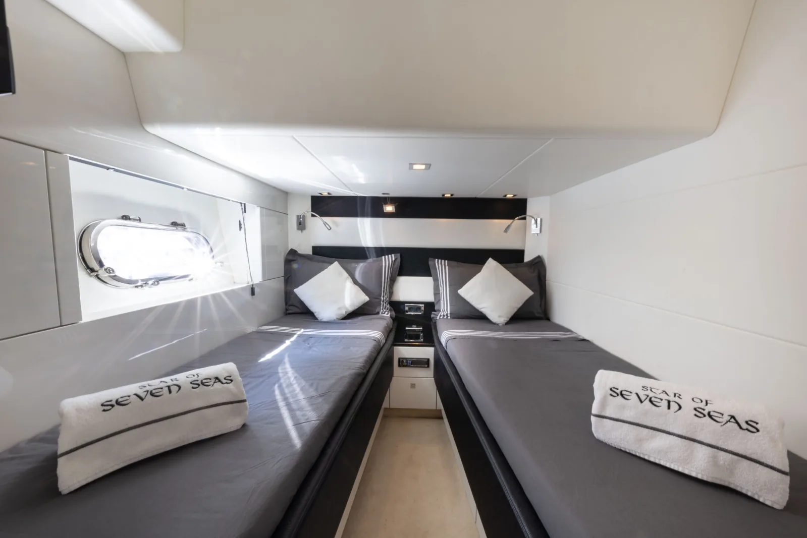 STAR OF SEVEN SEAS - photo 17 yacht charter Cannes