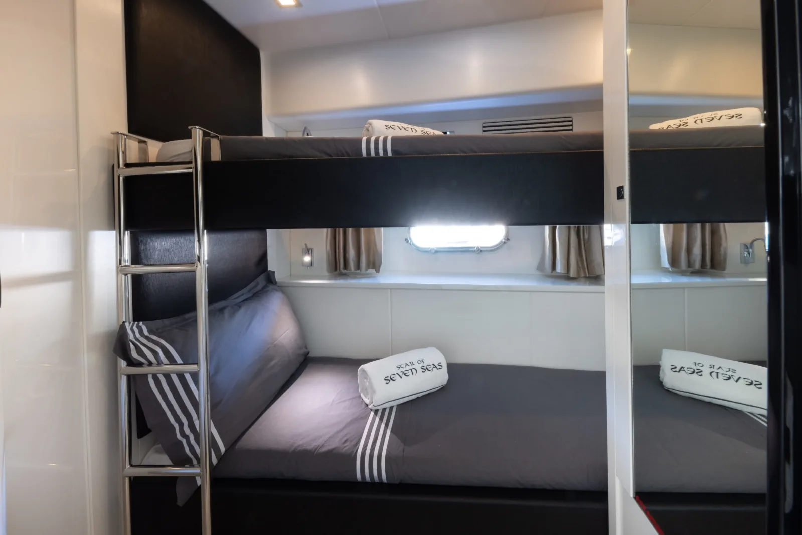 STAR OF SEVEN SEAS - photo 19 yacht charter Cannes